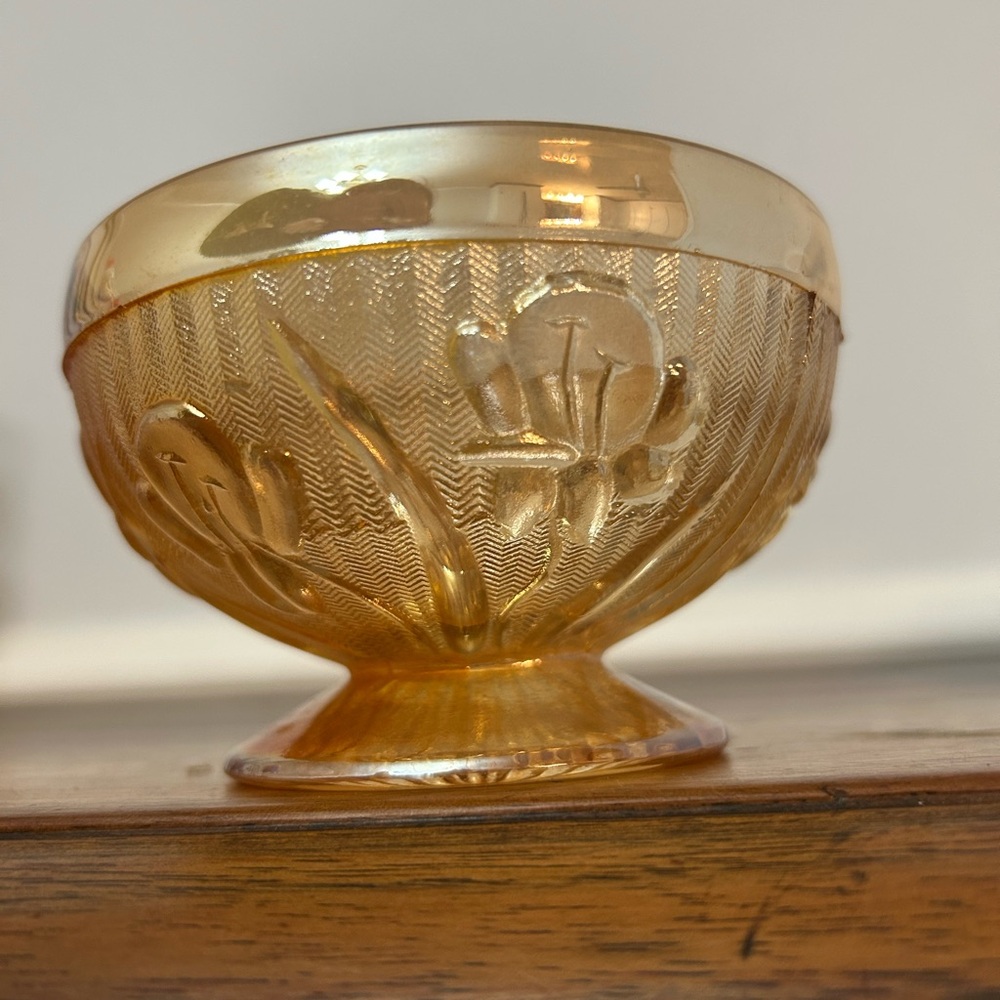 Vintage Jeanette Iris and Herringbone Marigold Glass Sherbet Bowl